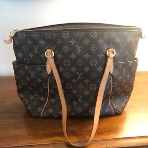 Louis Vitton tote bag